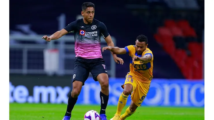 Cruz Azul y Tigres se enfrentan esta tarde.