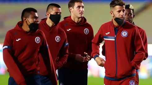 Cruz Azul prohíbe convivencia de jugadores con familiares.