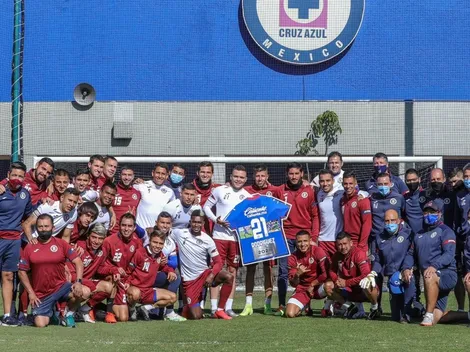 El homenaje de Cruz Azul a Cabecita por ser campeón de goleo 2020