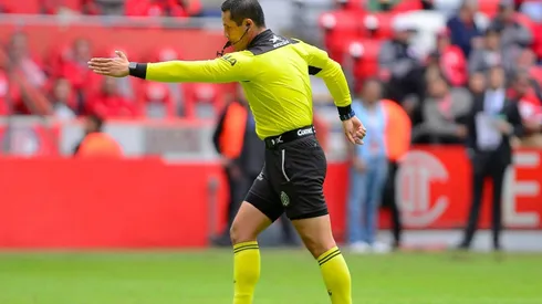 Diego Montaño es el silbante designado.