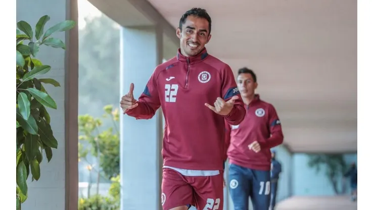 Rafael Baca en un entrenamiento con Cruz Azul