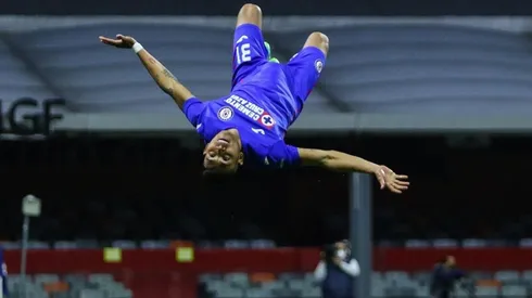 Orbelín Pineda en el Guard1anes 2020