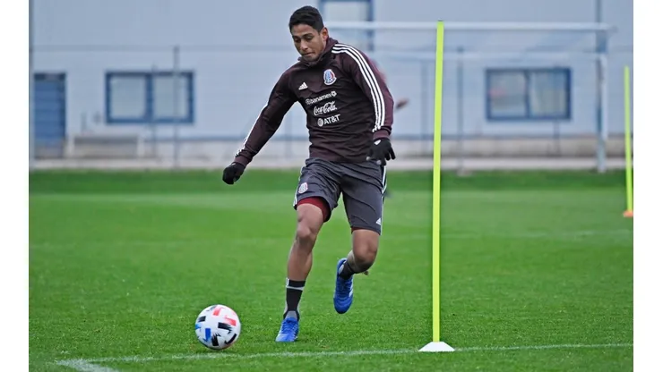 Luis Romo con la selección