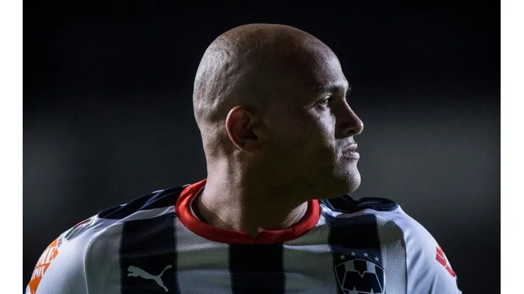 Humberto Suazo en su etapa con Rayados