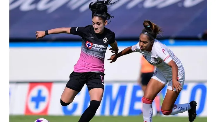 La Femenil de Cruz Azul visita a Mazatlán.