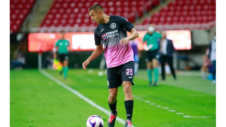 Roberto Alvarado perdió la titularidad este año.
