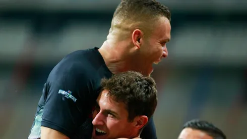 Cruz Azul se impuso gracias al doblete de Jonathan Rodríguez.