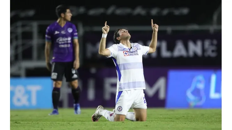 Santiago Giménez en el Guard1anes 2020