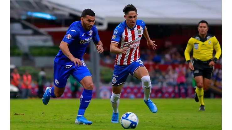 Cruz Azul y Chivas se enfrentan este domingo.