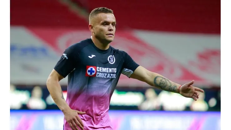 Cruz Azul rompe racha enfrentando a Chivas.