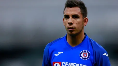 Álex Castro en uno de sus pocos partidos con Cruz Azul