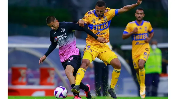 Cruz Azul tuvo pésimo segundo tiempo y Tigres lo aprovechó para ganar