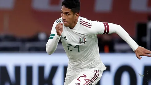 Luis Romo fue titular con la Selección mexicana ante Argelia.