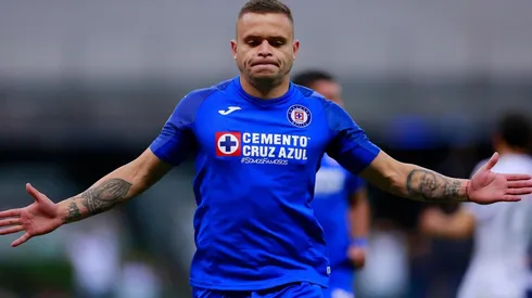 Jonathan Rodríguez sigue como líder goleador de la Liga MX