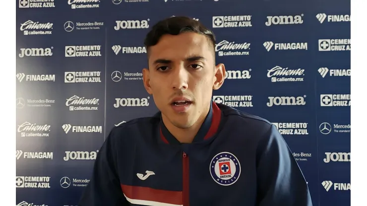 Josué Reyes se prepara para ser titular en Cruz Azul tras la salida de Lichnovsky.