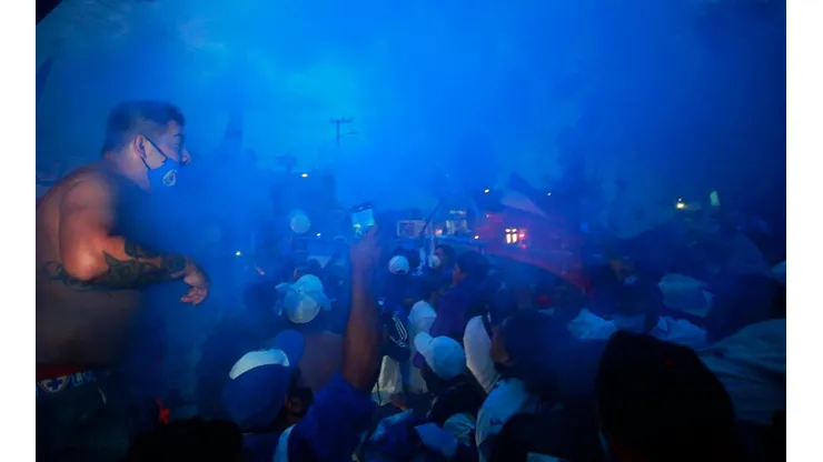 Afición de Cruz Azul en la previa del Clásico Joven