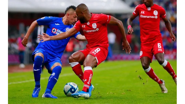 Cruz Azul y Toluca se enfrentan este domingo.