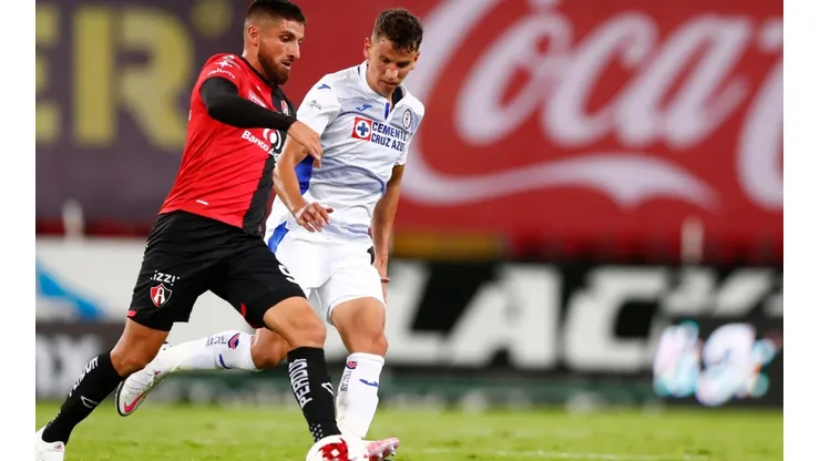 Igor Lichnovsky se va de Cruz Azul hacia Arabia Saudí.