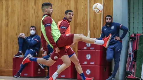 Pablo Ceppelini en el entrenamiento de Cruz Azul