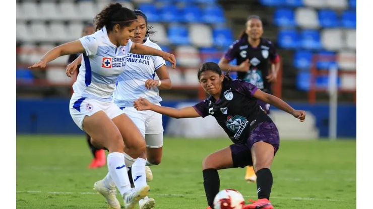 Cruz Azul Femenil se enfrenta esta tarde a Atlético de San Luis.