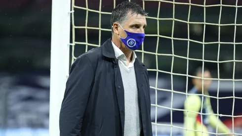 Robert Dante Siboldi en el Clásico Joven.