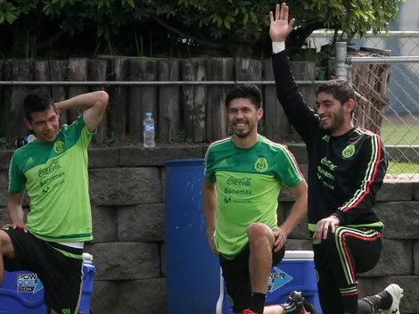 "No hay nada malo en saludar al rival": Corona sale en defensa de Oribe