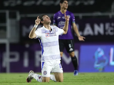 Santiago Giménez brilla en el XI ideal de la J11 según Liga MX