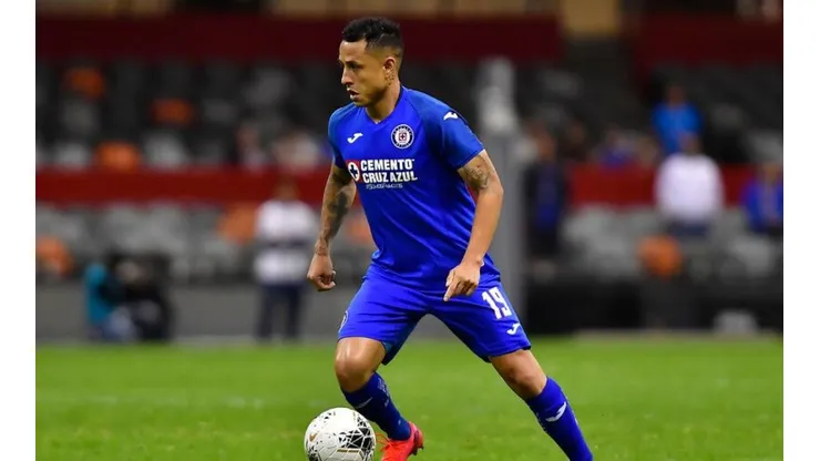 Yotún recibe el alta deportiva en el Cruz Azul.