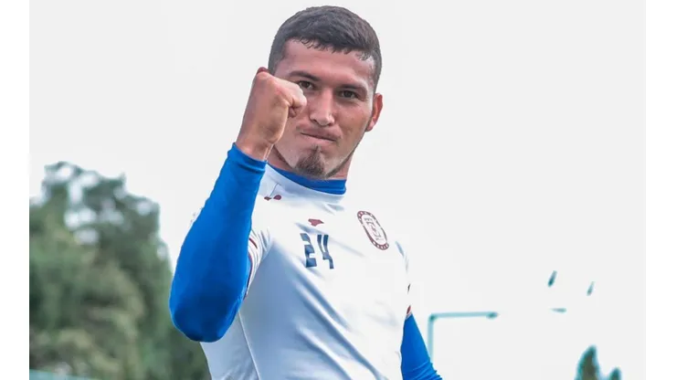 Juan Escobar vuelve a la convocatoria de Cruz Azul para el duelo ante Mazatlán.