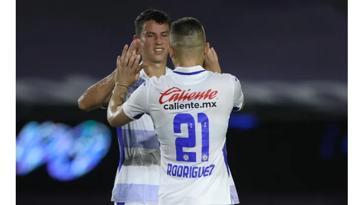 Jonathan Rodríguez anotó dos goles esta noche.