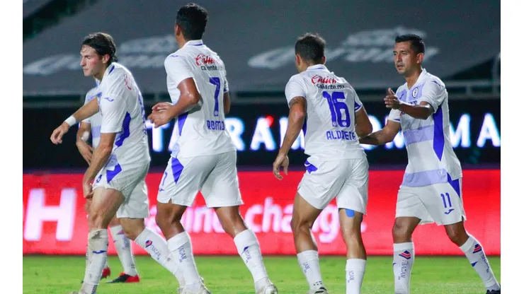 Cruz Azul derrotó a Mazatlán por 3-2.