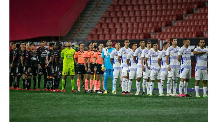 Cruz Azul no ha repetido XI este año.