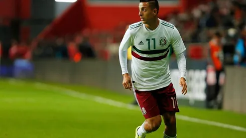 Roberto Alvarado en la Selección de México