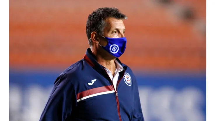 Cruz Azul derrotó por 3-2 a Mazatlán.