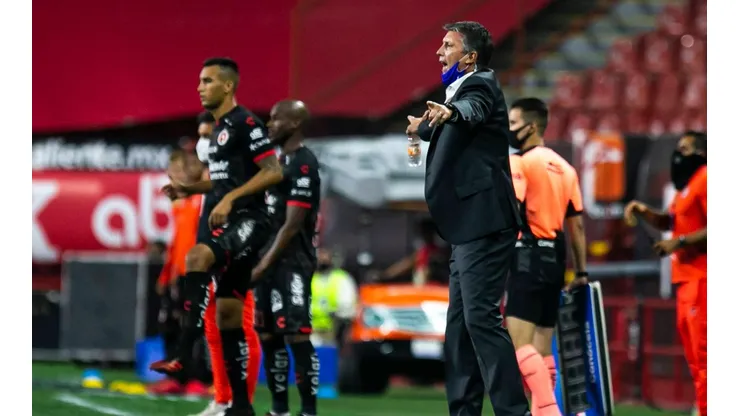 Cruz Azul derrotó a Tijuana por 2-1.