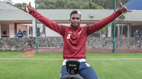 Jonathan Borja en un entrenamiento de Cruz Azul