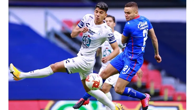 Cruz Azul se enfrenta a Pachuca esta tarde.