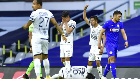 Hernández salió lesionado de este partido.