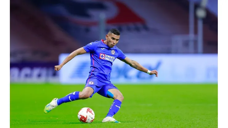 Orbelín Pineda en el partido ante el Necaxa
