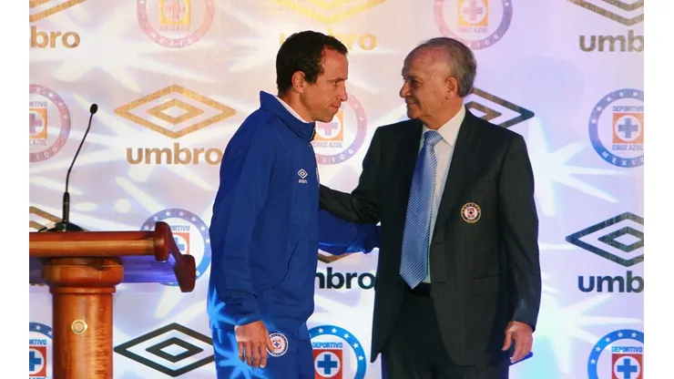 Billy Álvarez no aparece ante la luz pública hace más de un mes.