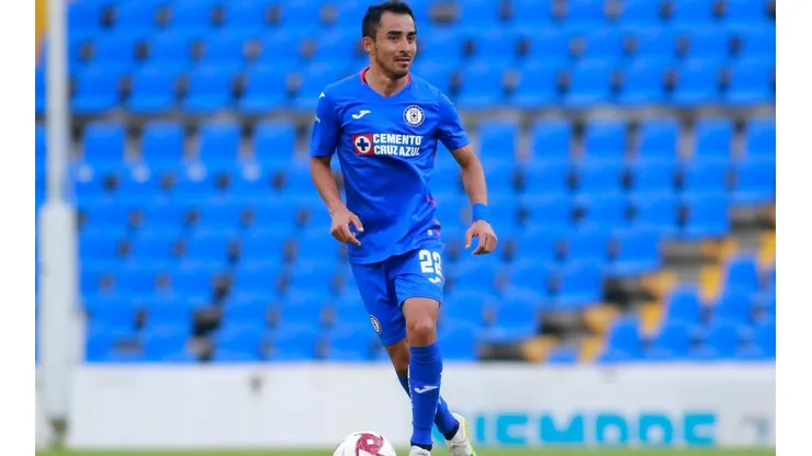 Rafael Baca en Querétaro vs Cruz Azul.