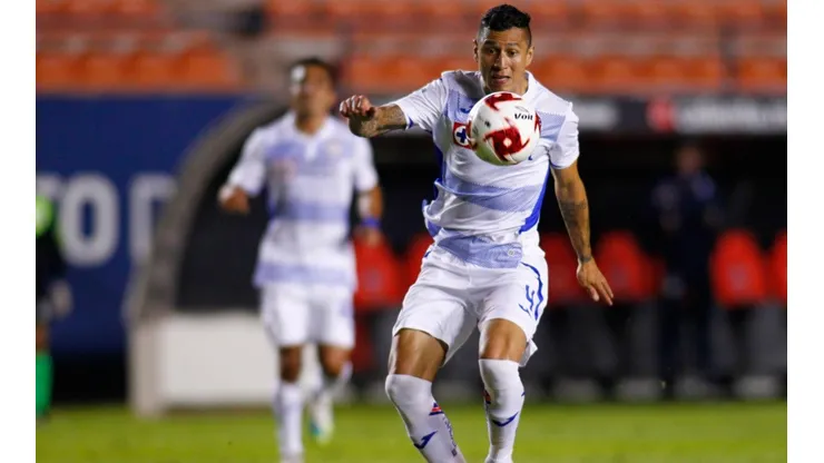 El Cata Domínguez en el partido ante San Luis