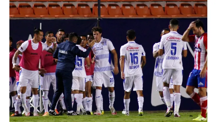 Cruz Azul dio un golpe de autoridad en su visita a San Luis.