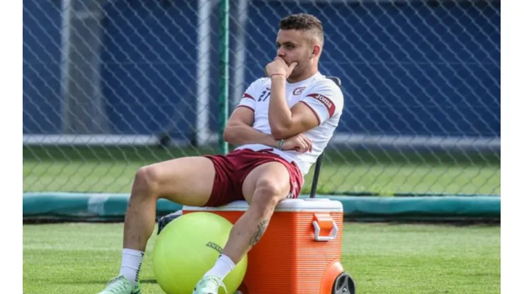 Jonathan Rodríguez en el último entrenamiento de Cruz Azul