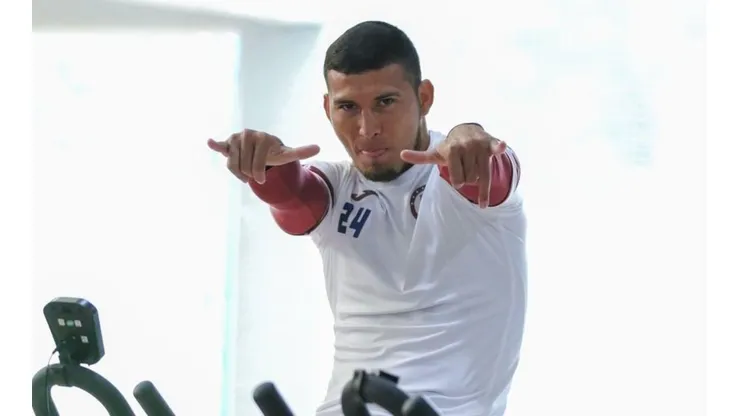Juan Escobar en un entrenamiento con la Máquina.