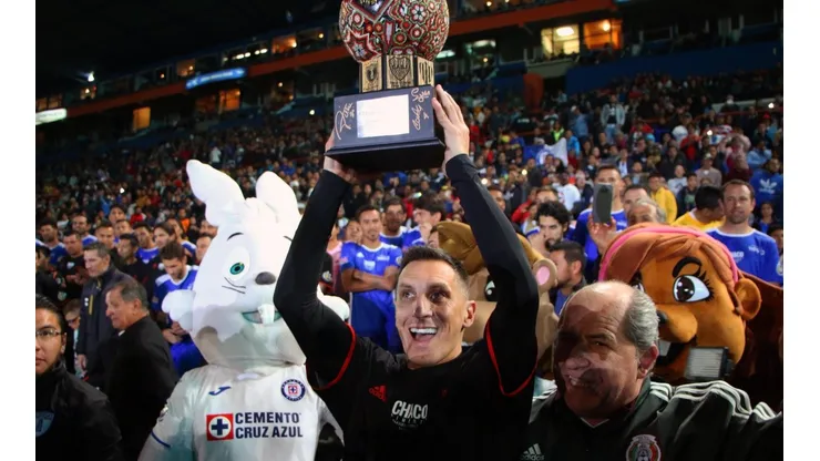 Christian Giménez en su retiro del futbol.