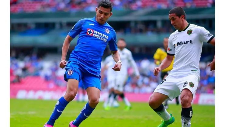 Orbelín Pineda saldría del XI para darle paso a Roberto Alvarado