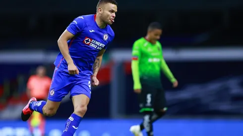 VIDEO: Cabecita anota su segundo de la noche y es goliza de Cruz Azul