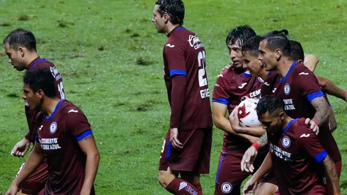 ¿En qué posición Cruz Azul pudo traer un tercer refuerzo?