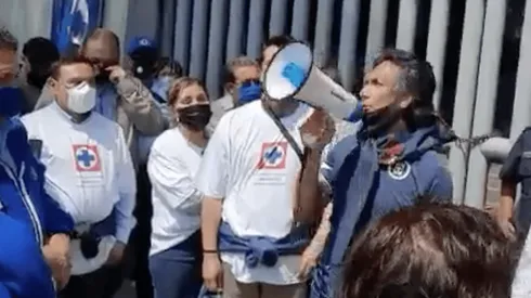 Lupillo lidera a los socios que se manifiestan por Billy en la SEIDO